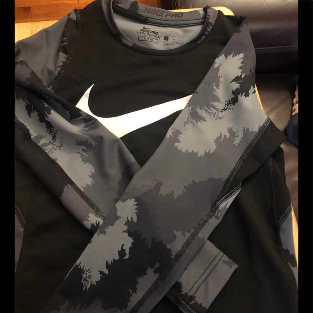Kids Nike under shirt long sleeve